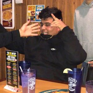 Meet your Posher, Humberto